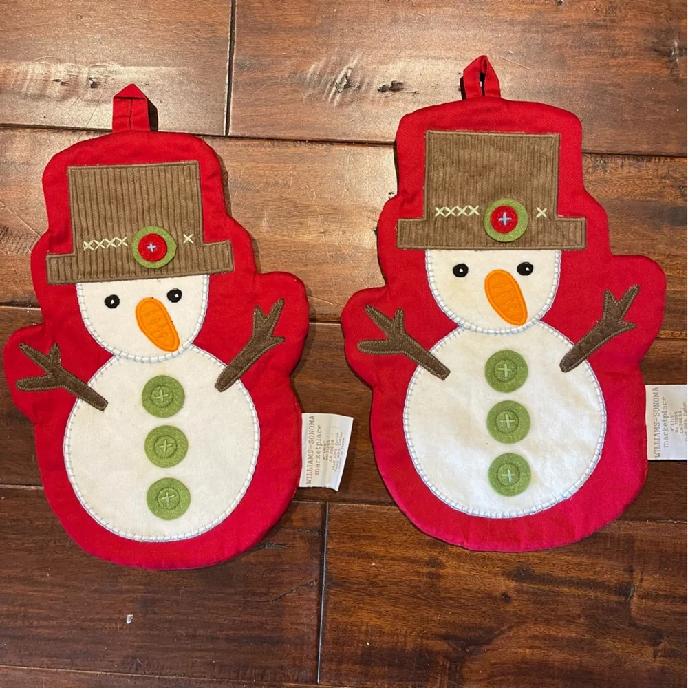 2 Williams Sonoma Snowman potholders